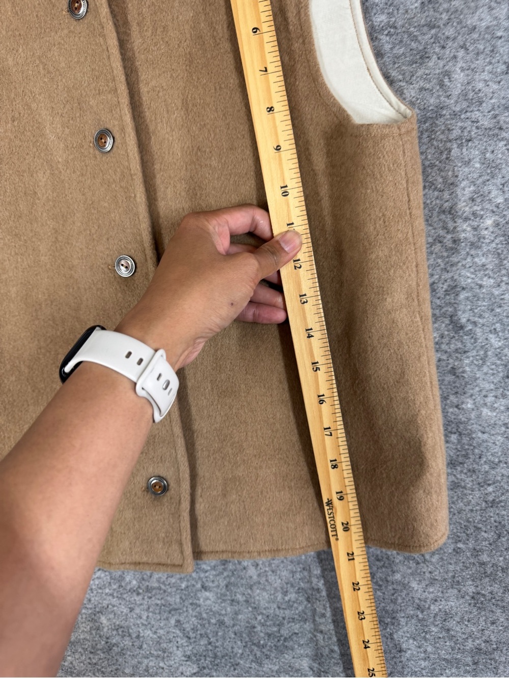 Vintage Camel Wool Blend Vest Beige Medium Minimalist Classic Fall Quiet Luxury - Picture 8 of 11